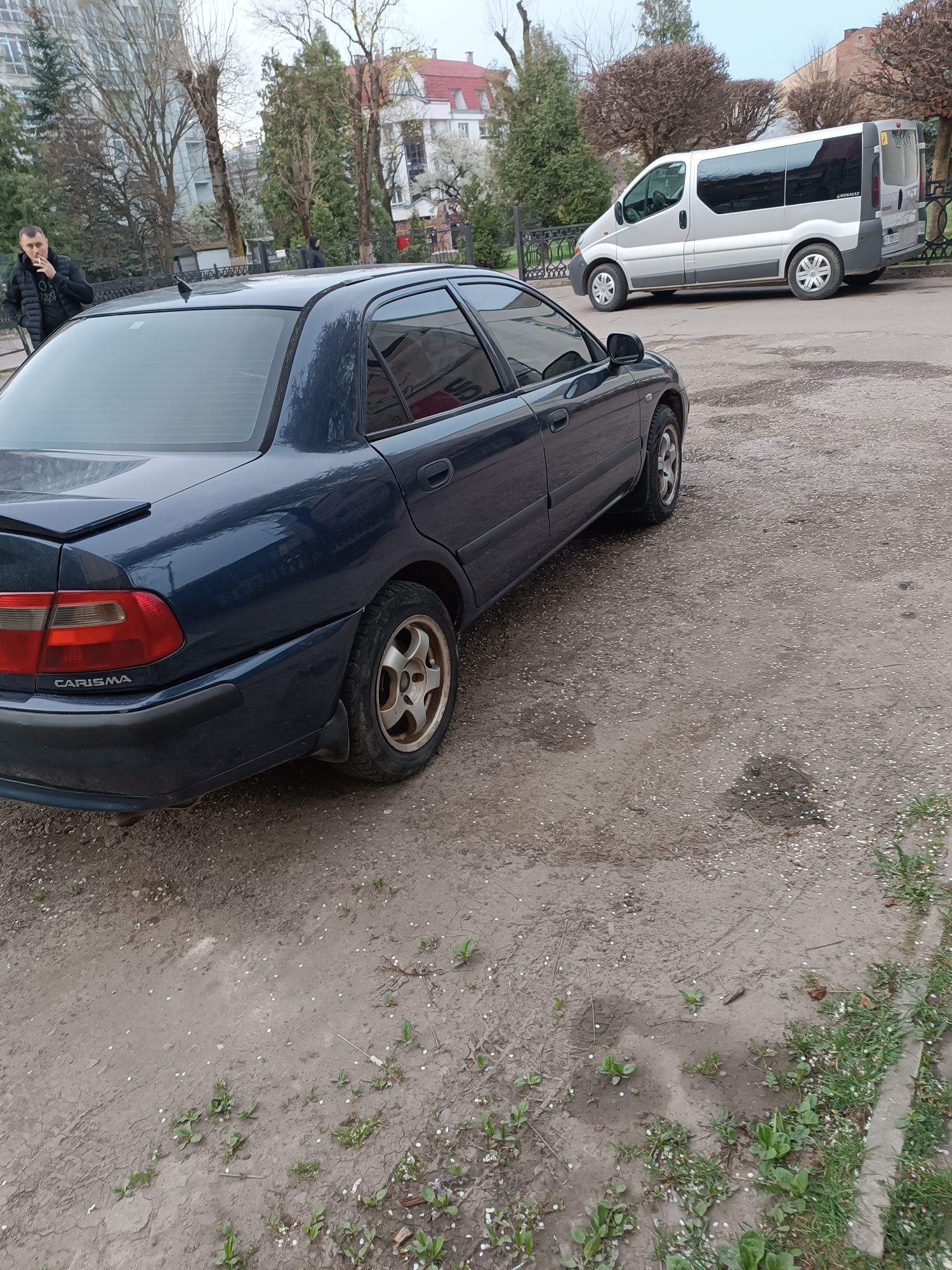 Продам mitsubishi carisma 2002 рік. Мотор 1.6 бензин