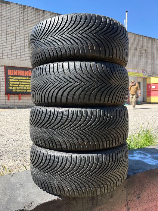 205/55 R16 Michelin 4 зимние шины