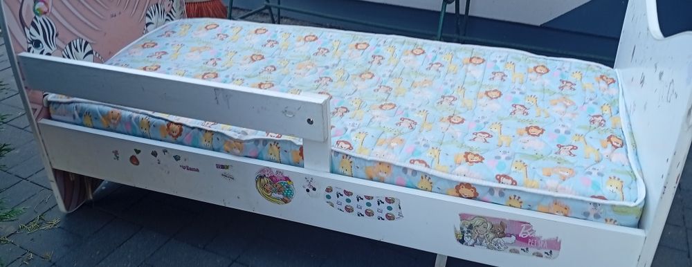 Łóżeczko 140/65 z materacem