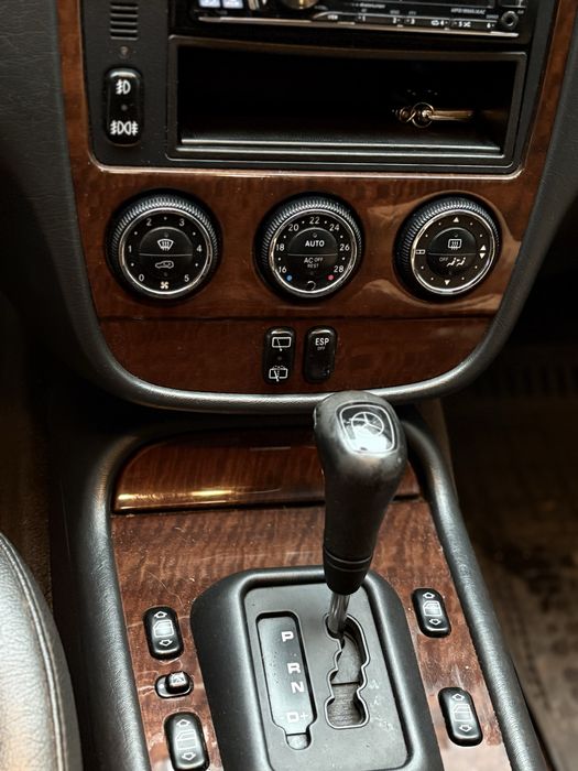 Продам авто Mercedes-Benz M-claas 2003