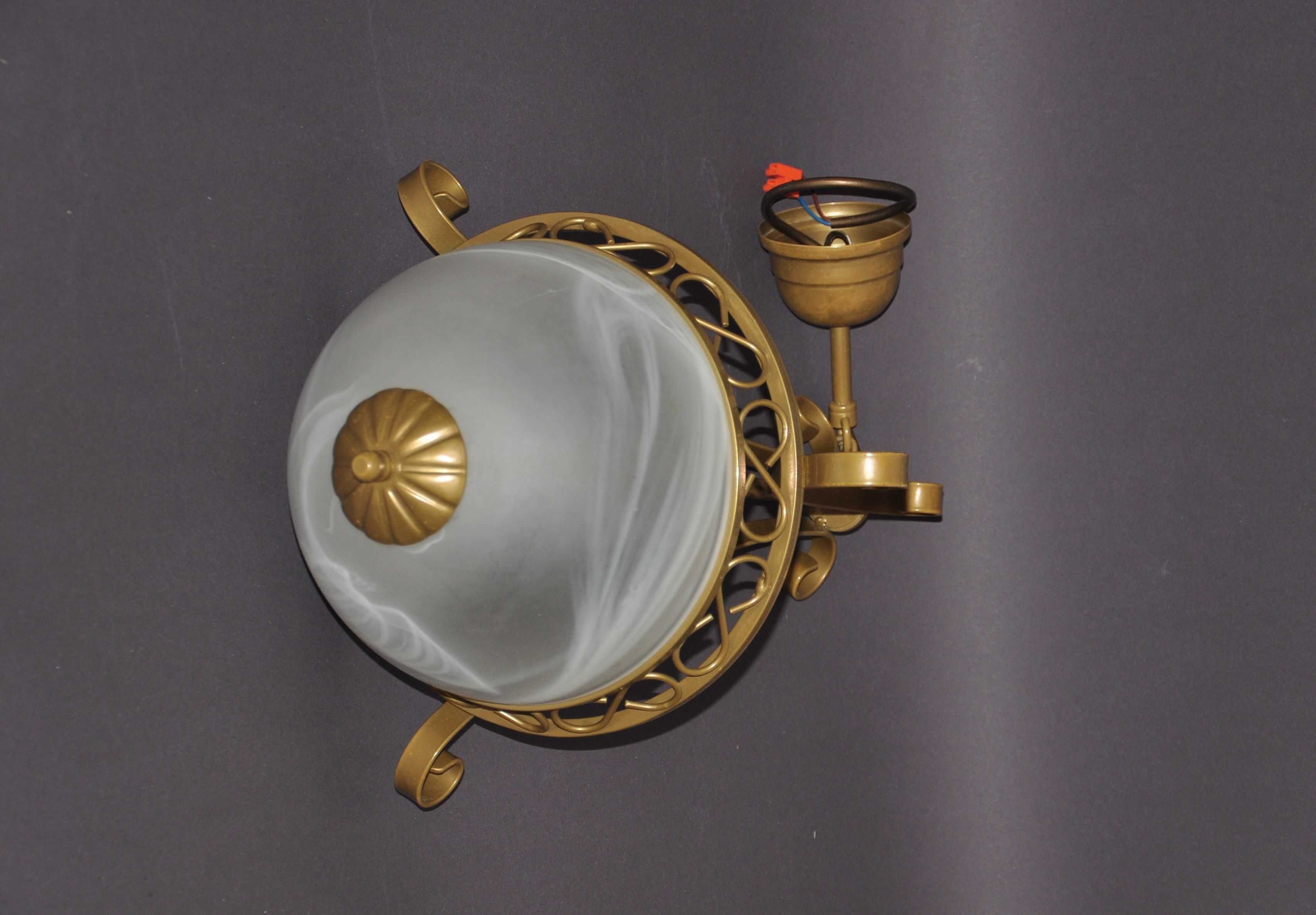 Lampa wisząca  wzorowana na retro