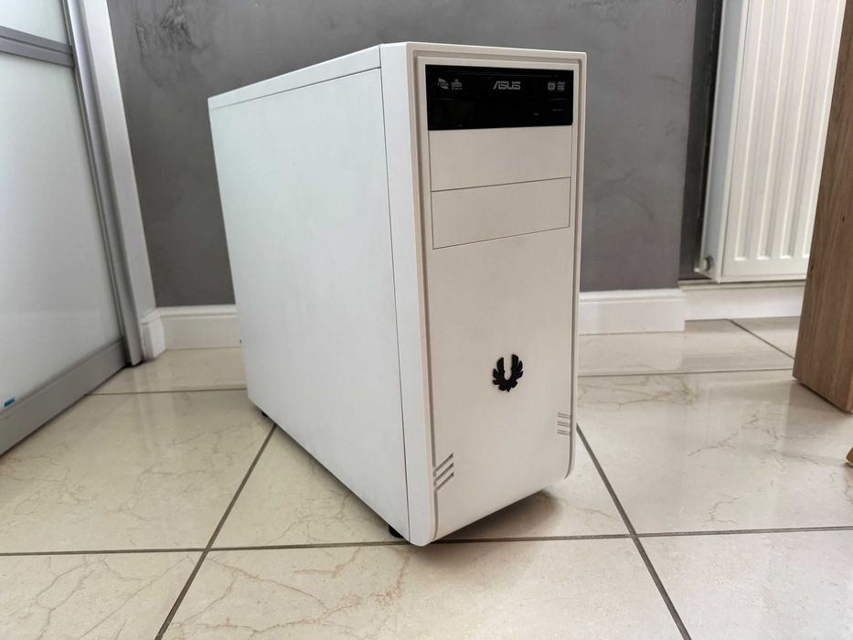 Komputer stacjonarny AMD Ryzen 5 3600/RX 580/ 16GB RAM/SSD NVMe 256 GB