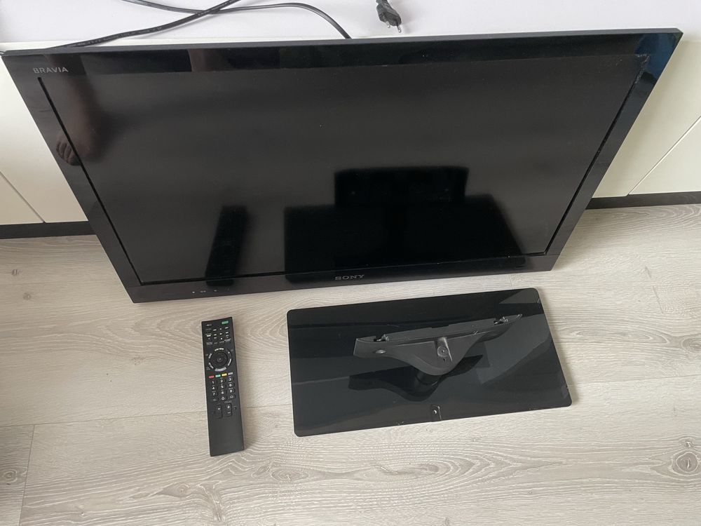 Телевізор Sony Bravia, модель KDL-32EX720