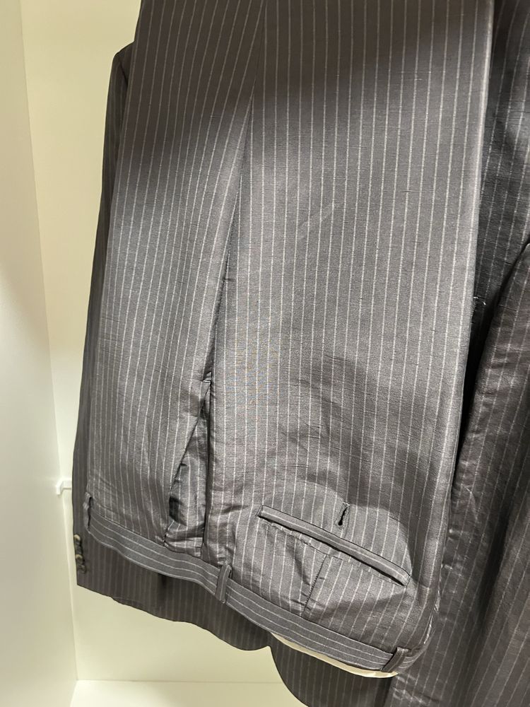 Hugo Boss костюм + сорочка і галстук