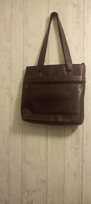 Fioletowa śliwkowa torebka