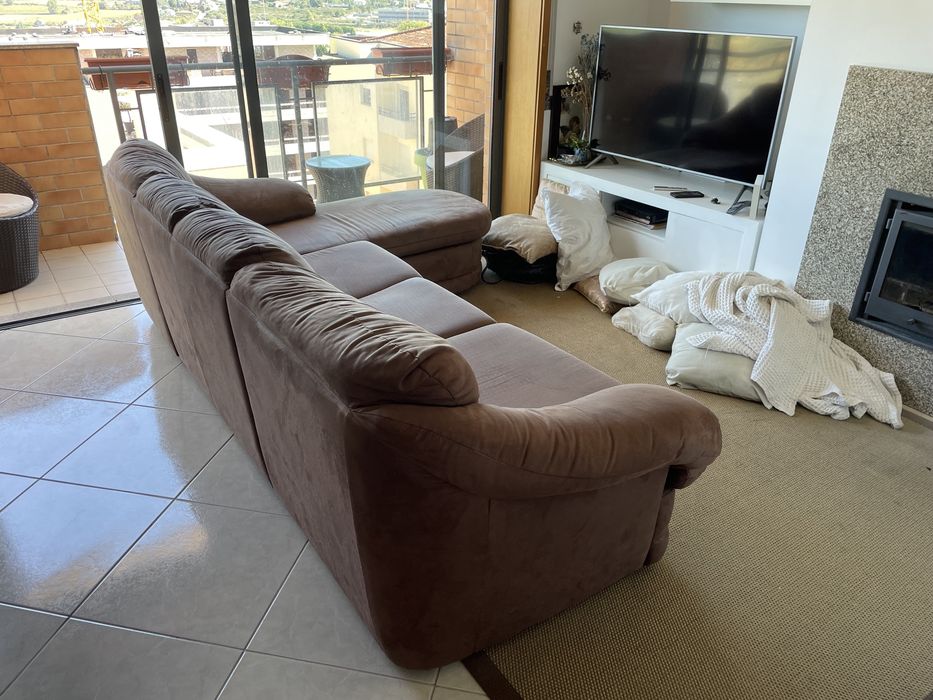 Sofa com Chaise Long