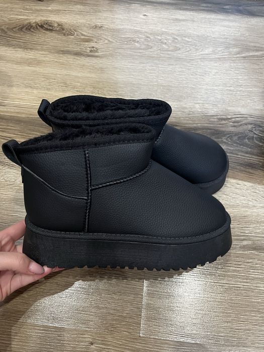 Уггі, уги,угги жіночі