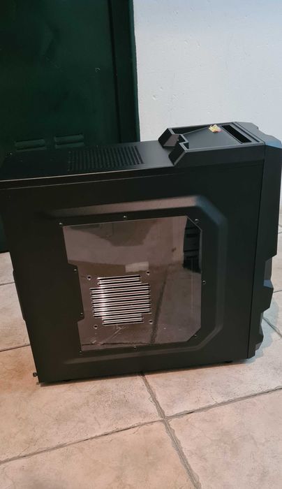 Torre Cooler Master K380