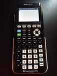 Calculadora Gráfica Texas Instruments TI-84 Plus CE-T