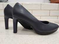 Туфлі жіночі Clarks сині, розмір 38,5