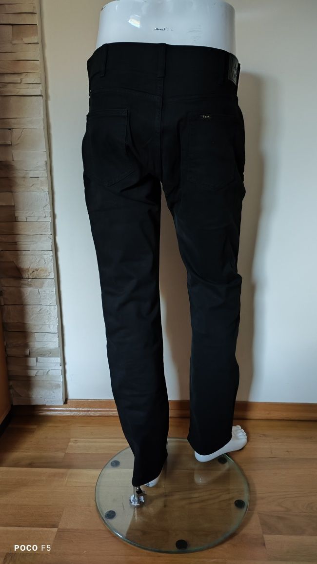 Lee Slim Fit czarne męskie spodnie rozm 36/32