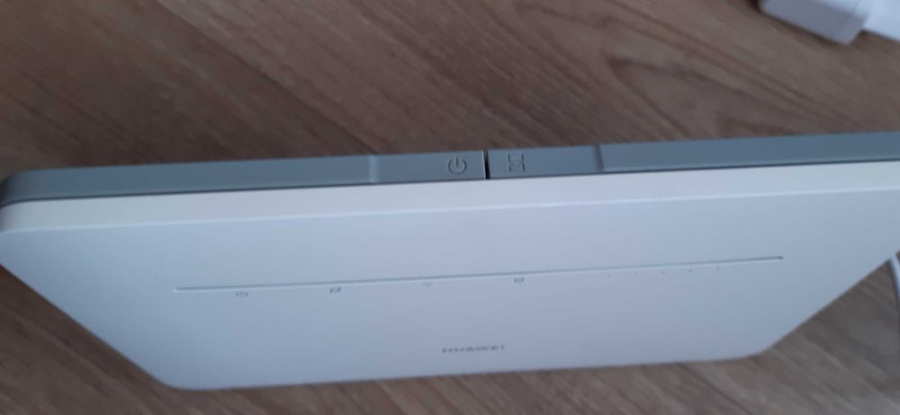 Modem Huawei B535-232 WiFi 4xLAN