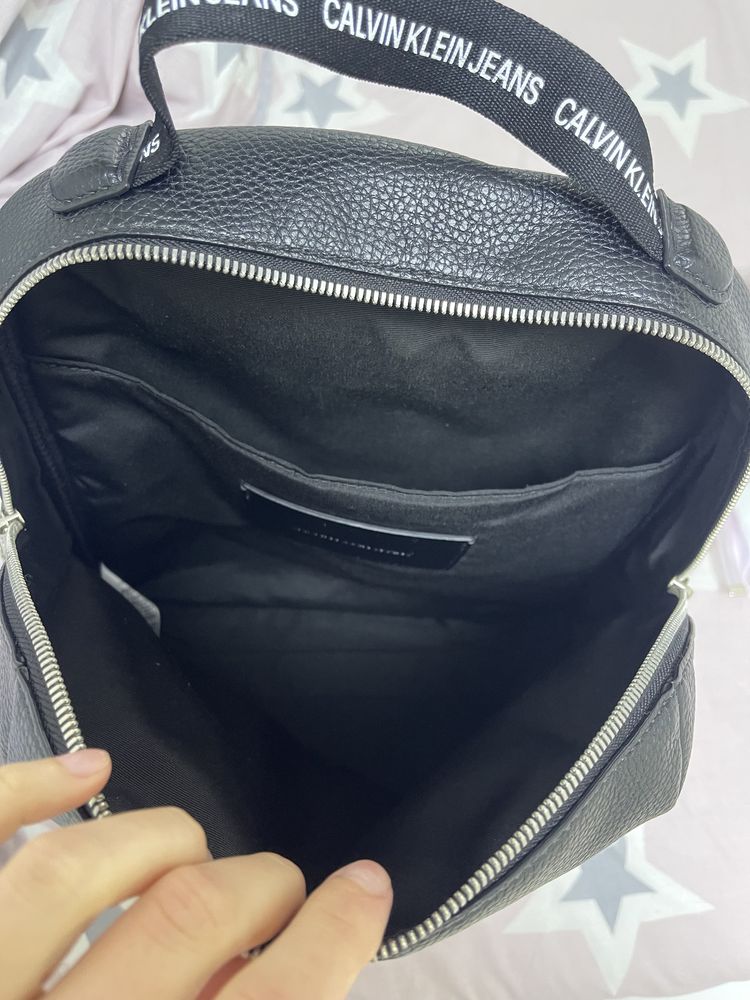 Рюкзак. Сумка. Портфель . Calvin Klein . Кожа