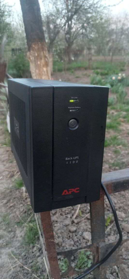 APC BX 1100CI-RS джерело безперебійного живлення (ИБП, ДБЖ, UPS) )