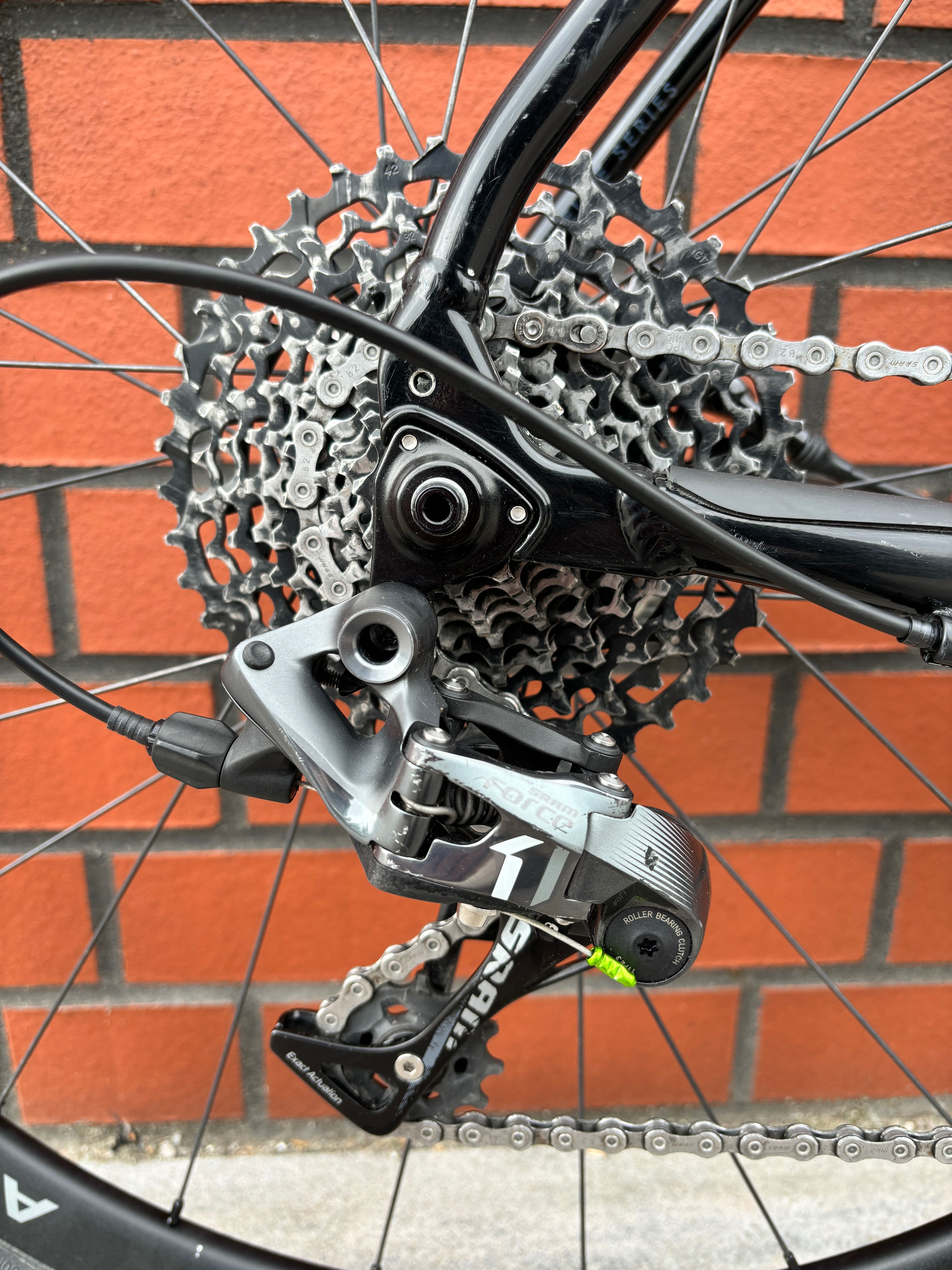 Rower gravel Serious Grafix Elite; model 2018; rama 54; napęd 1x11