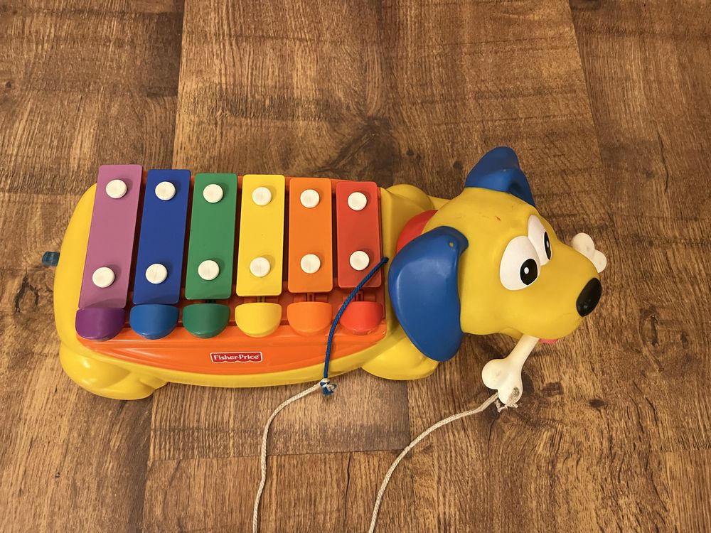 Dziecięce cymbałki firmy FisherPrice