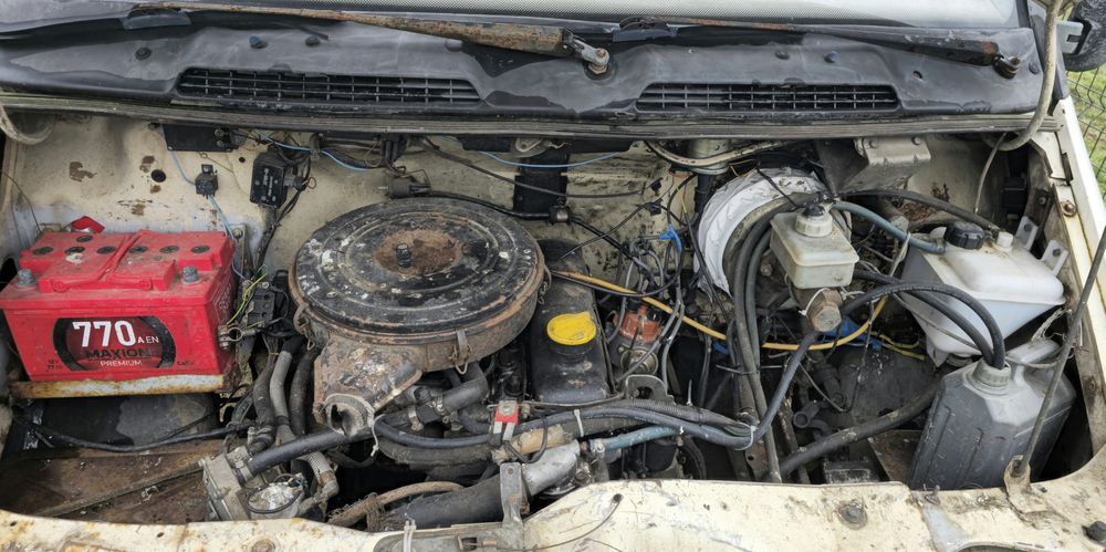 Газель бортова на ходу