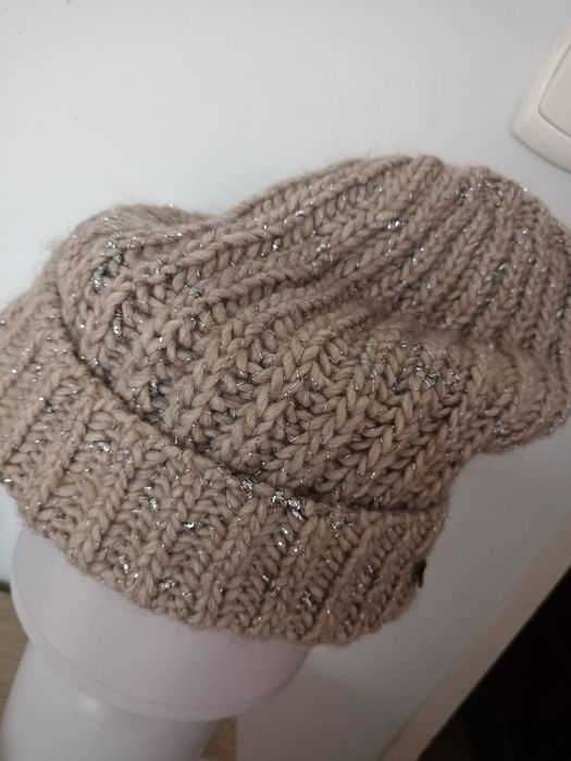Czapka damska z wełną