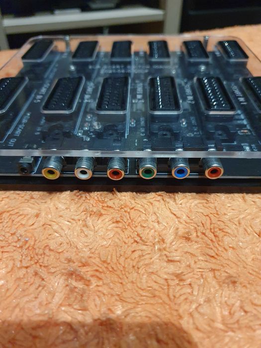 OTAKU Switch 10 in 1 out Automatic switcher