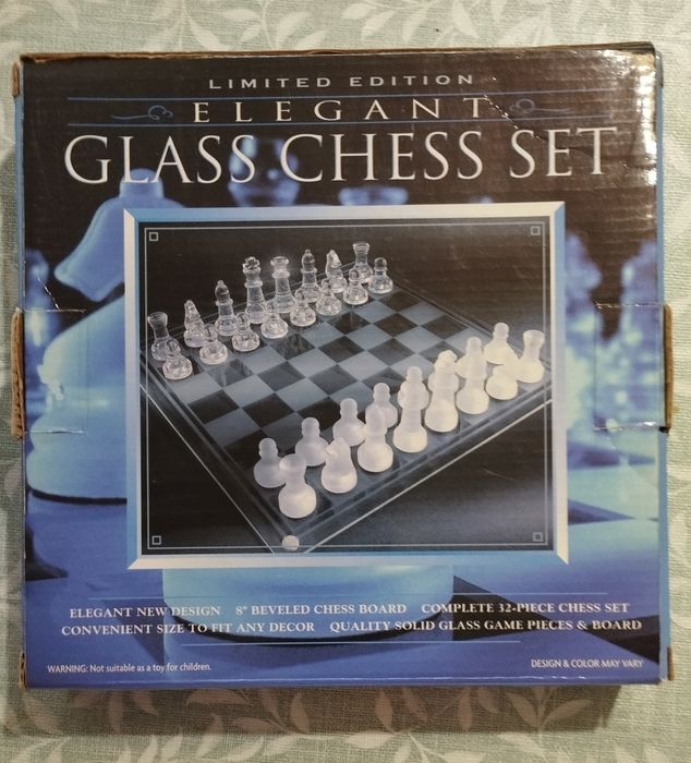 Conjunto de xadrez de vidro elegante edição limitada 
Nunca usado
Entr