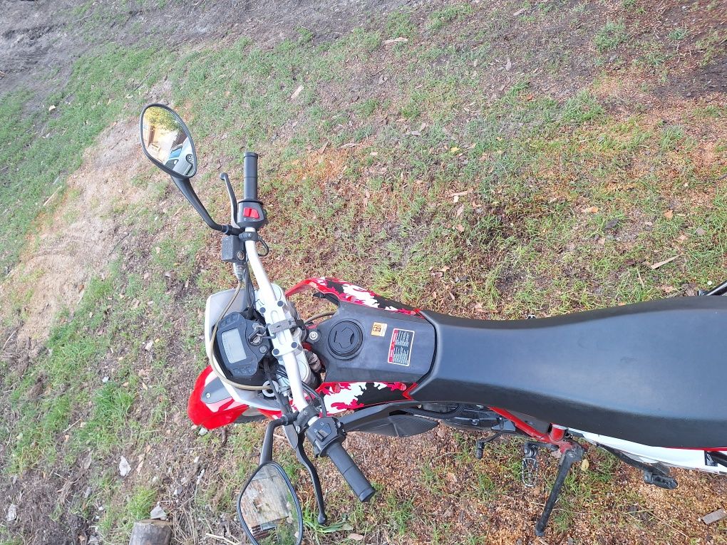 Motocykl romet crs 125 FI enduro czerwony