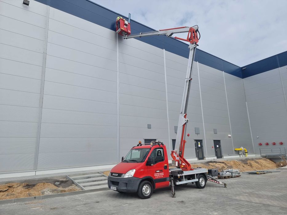 Podnośnik koszowy , Zwyżka 20 mb. Usługi-Wynajem