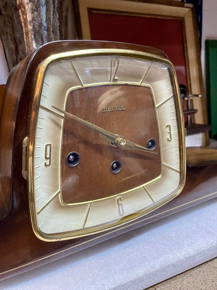 Relógios de lareira, de capela, de parede ou mesa, antigos e vintage