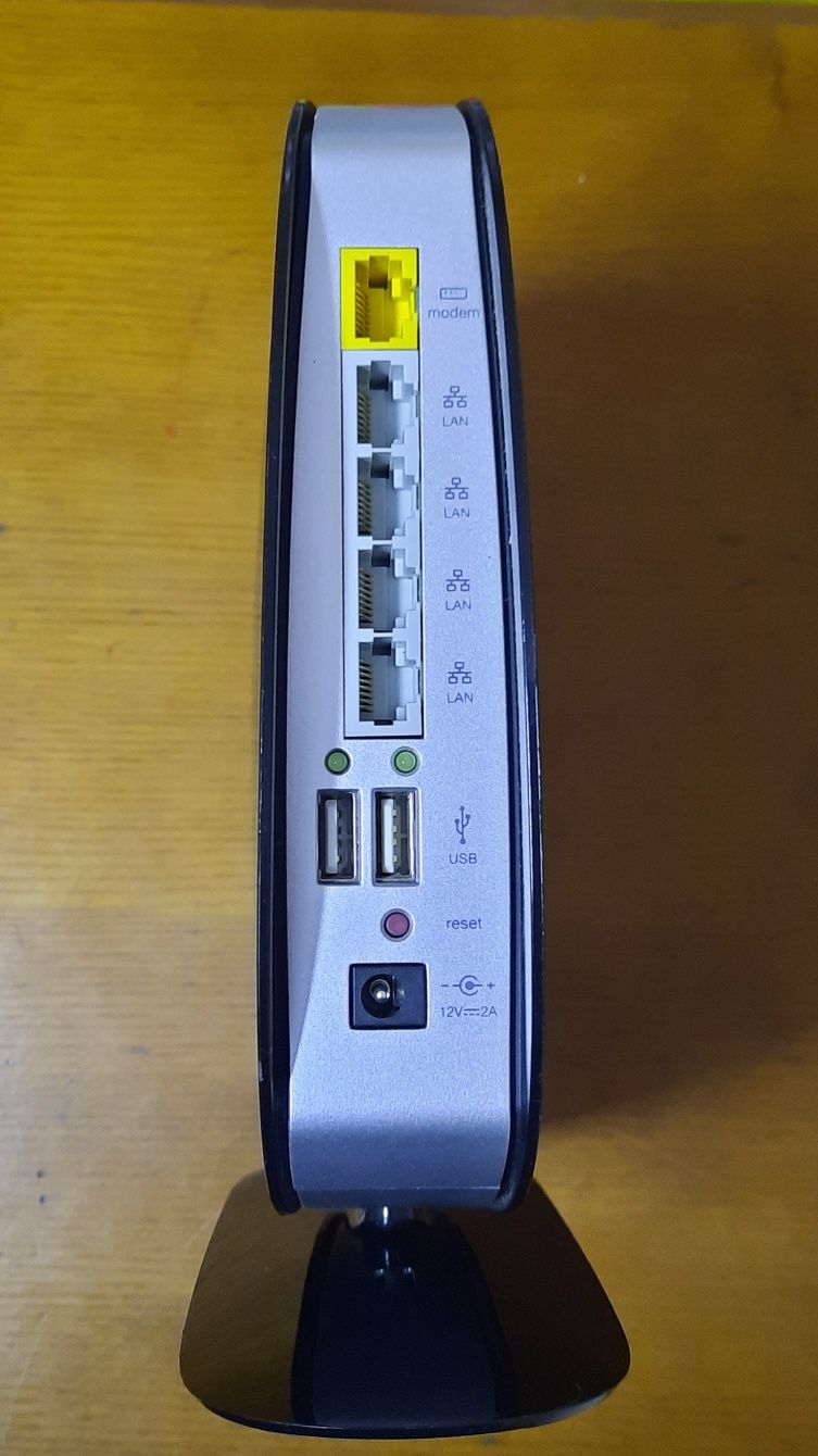 Router belkin f9k1103