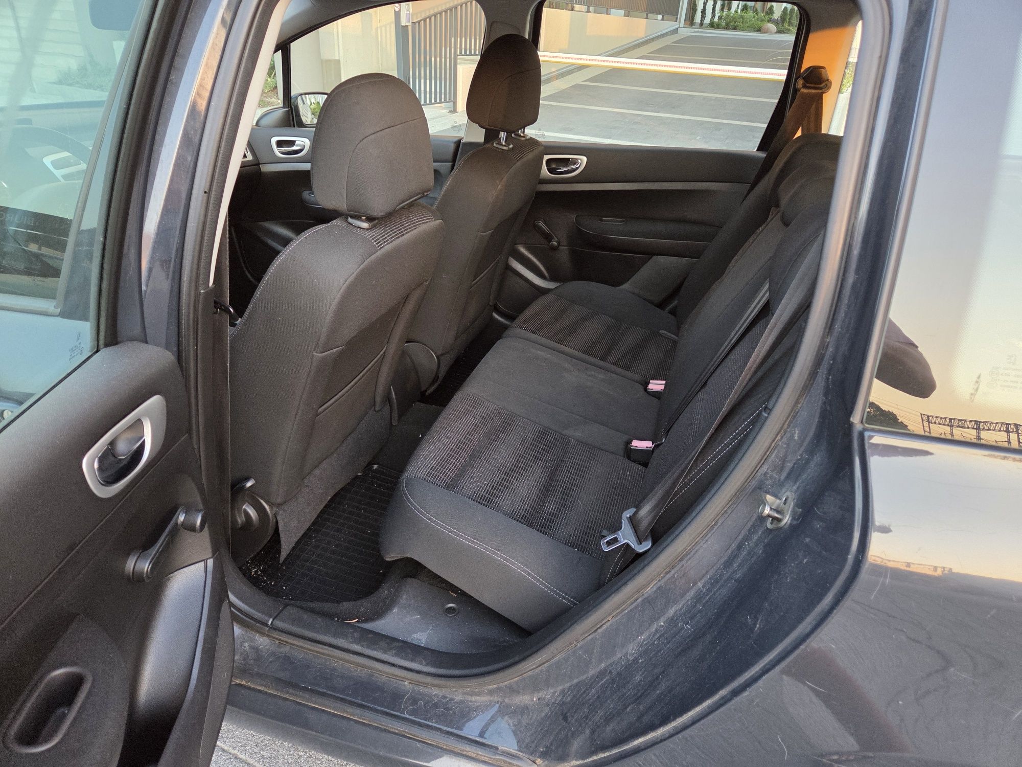Peugeot 307 Lift  1.6 HDi 90KM  2007/08r.