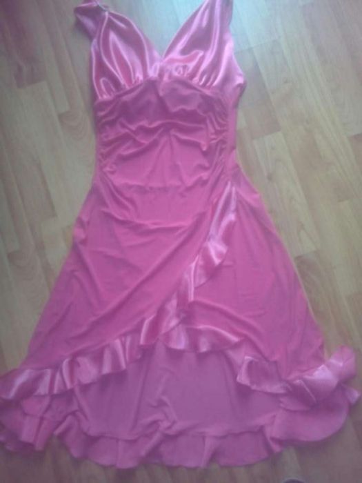 Sukienka asymetryczna różowa 40-42