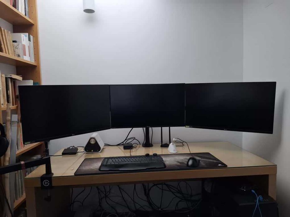 TOOQ Suporte de Mesa p/ 3 Monitores - DB1327TN-B
