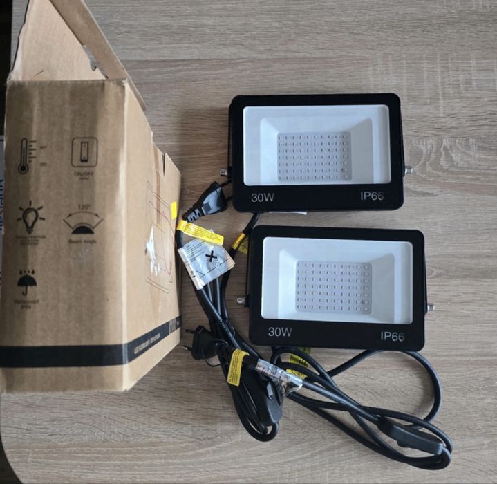 Naświetlacz UV Onforu 2x 30w LED/halloween/inpreza