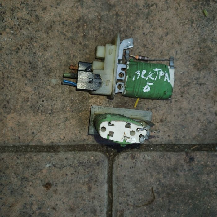 Регулятор оборотов моторчика печки опель