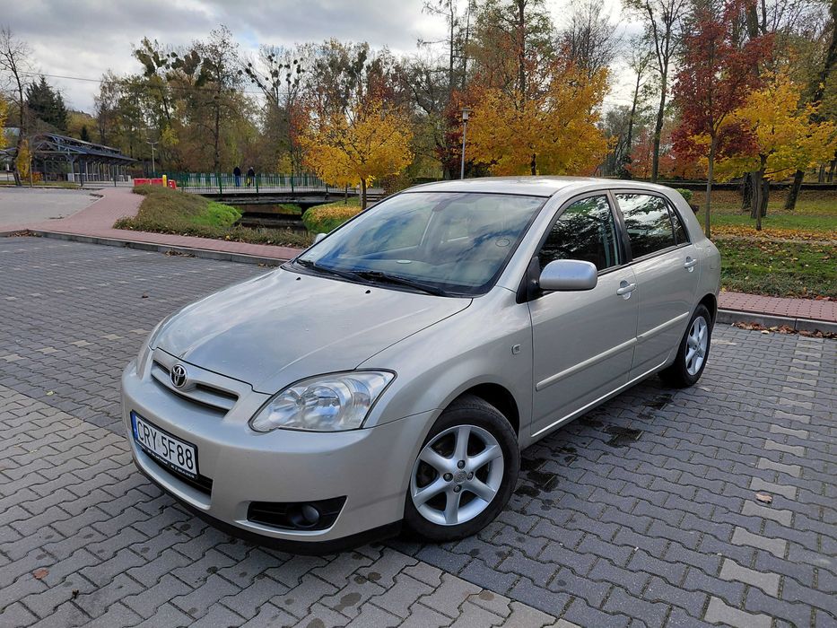 Toyota Corolla E12 1.6 (benzyna 110 KM) wersja SOL