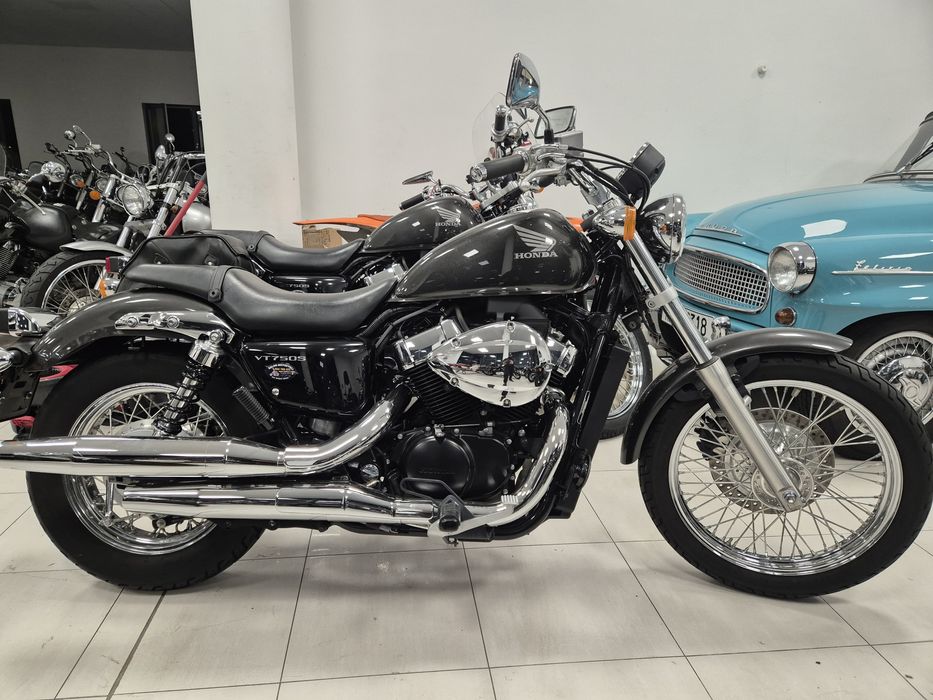 suzuki intruder M800 wtrysk kardan vance hines super moc