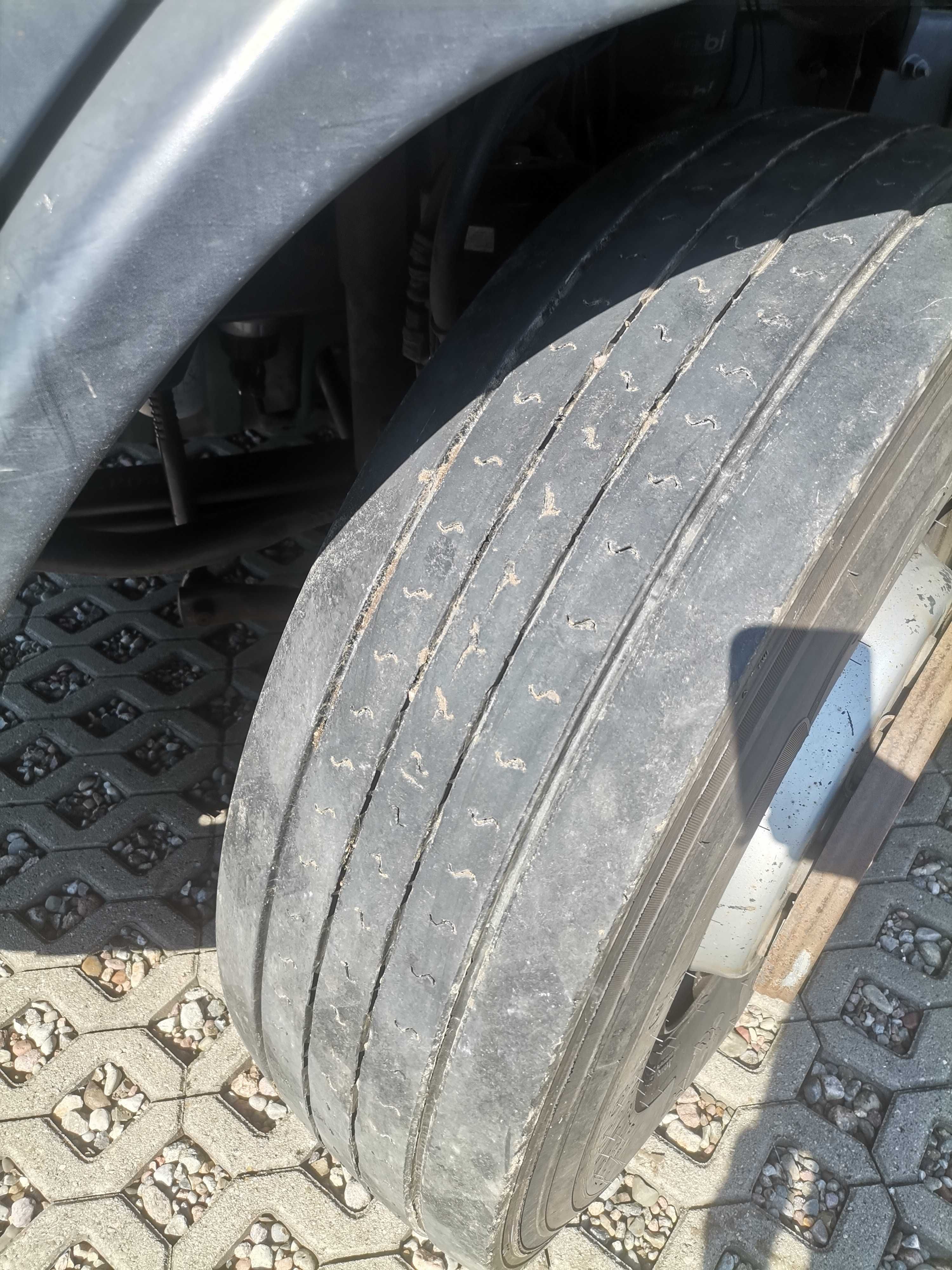 Samochód asenizacyjny Volvo FM300