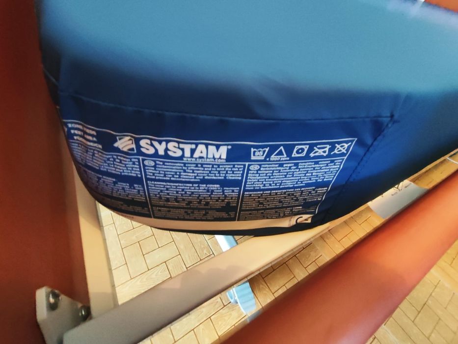 Cama hospitalar articulada elétrica