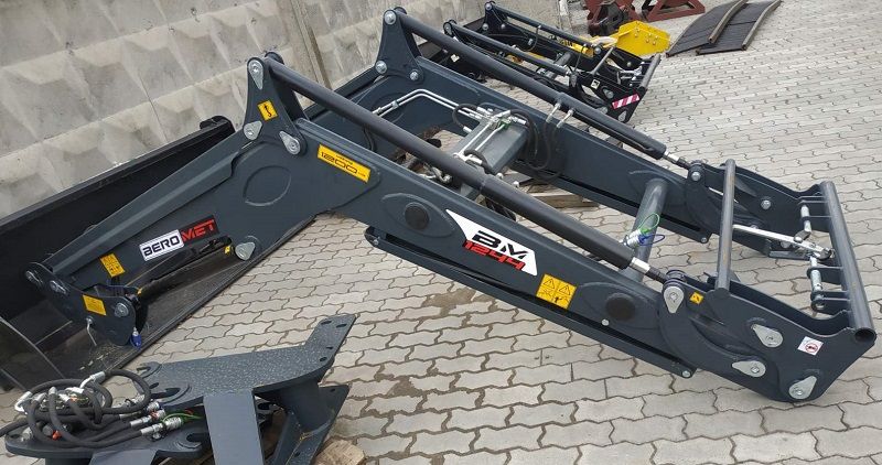 Фронтальный погрузчик КУН на МТЗ - навантажувач Beromet 4.3-4.4 м