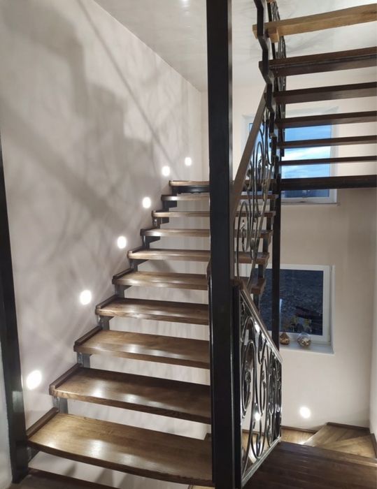 Ступеньки дубовые