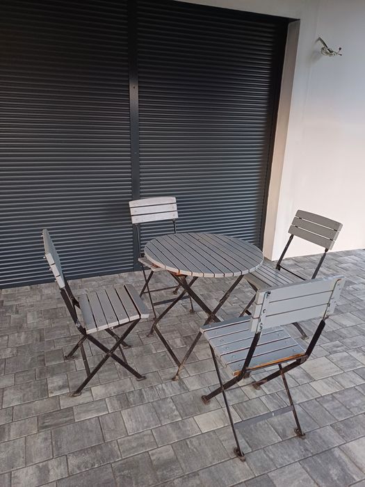 ogródek piwny meble ogrodowe stolik I 4 krzesła bar kawiarnia