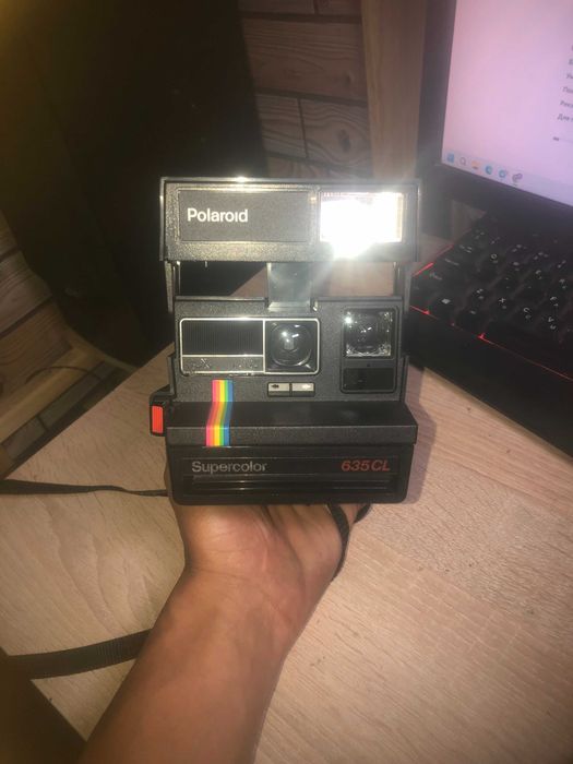 Polarid Supercolor 635 CL