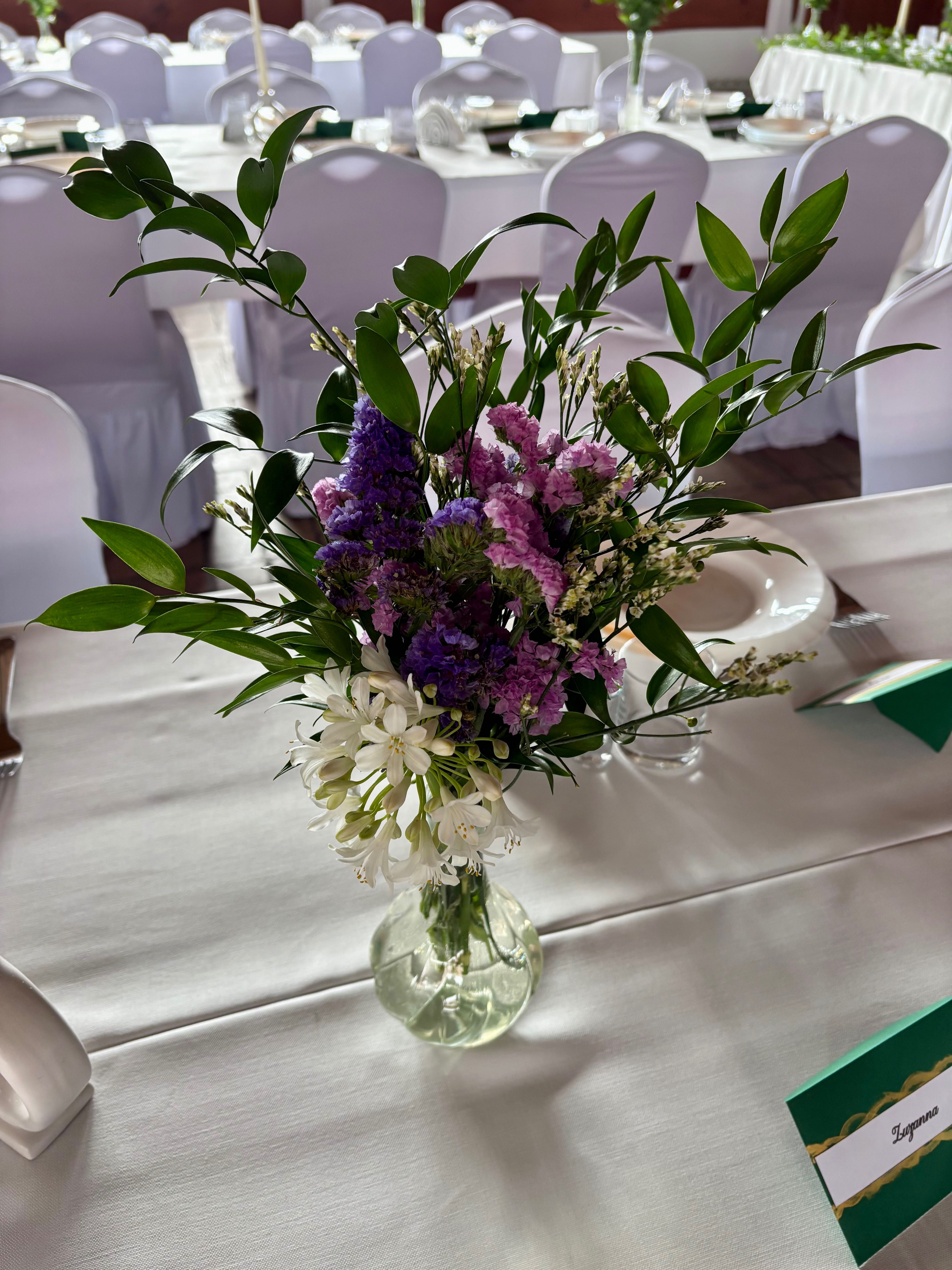 Dekoracje kwiatowe florystyczne bukiety wiązanki na wesele chrzciny