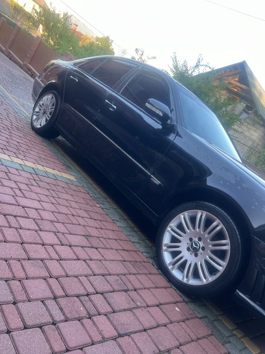 Продам оригінал разноширокі