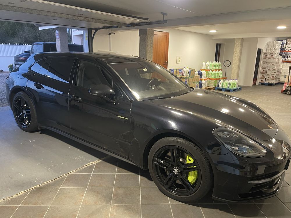 Porsche panamera sport turismo E-hibrido (40 mil km’s)