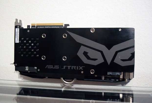 8GB | Asus STRIX R9 390X