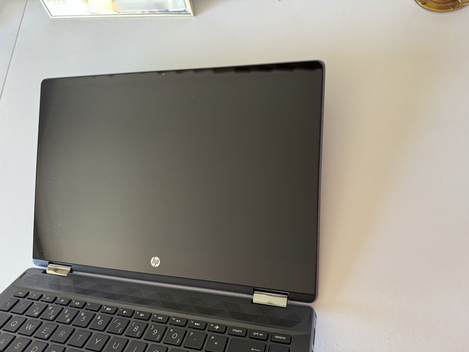 Portátil HP Pavilion x360 Convertible 14-dh0xxx