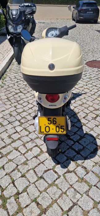 Scooter Piaggio 50cc Nacional – 1 dono, 1.600 km