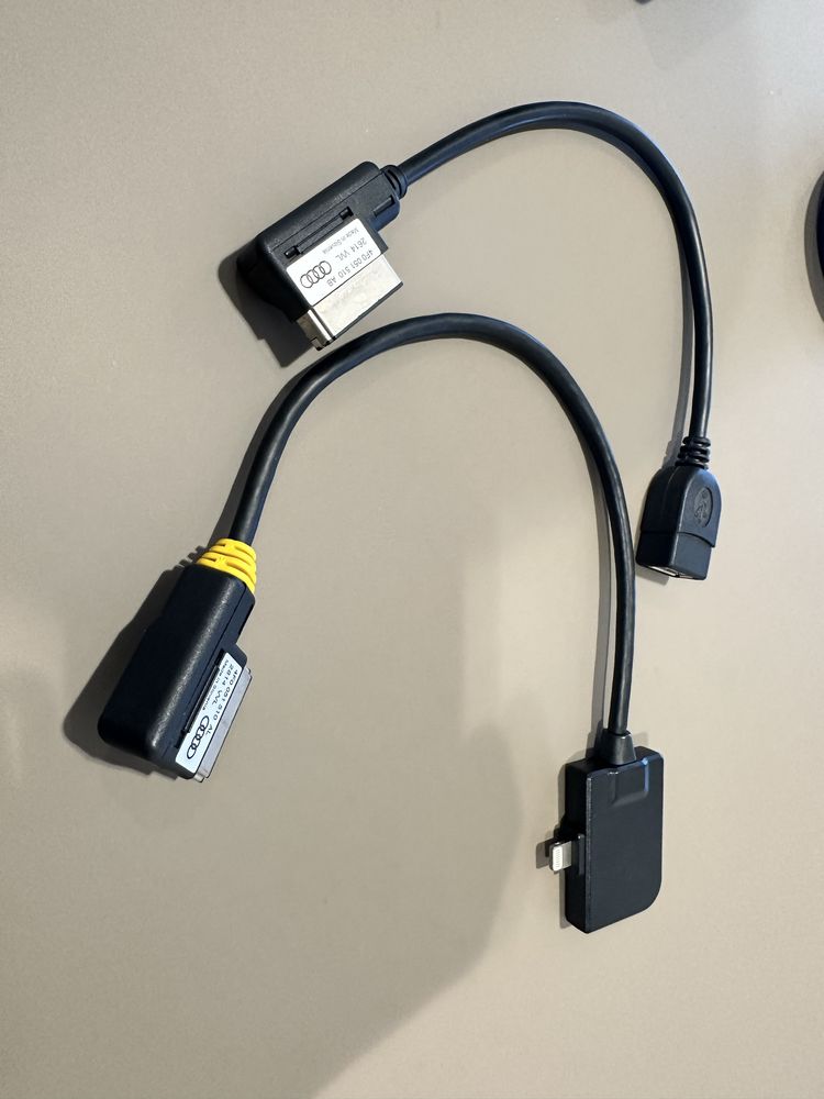Zestaw adapterów Audi OE MMI USB iPhone Lightning