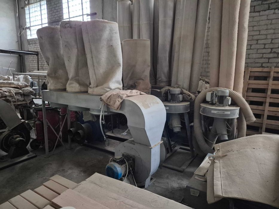 пилосос витяжка стружкопилосос