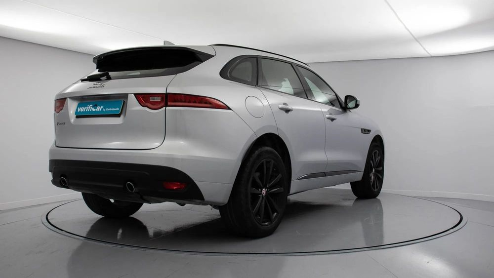 Jaguar F-Pace 2.0 i4D R-Sport AWD Aut.